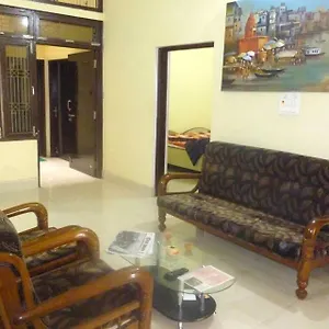 Hotel Gangotri Paying Guest House Varanasi
